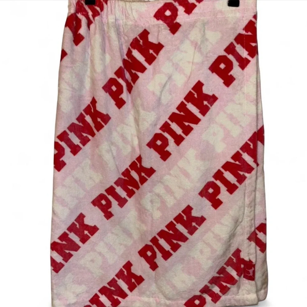 2020 PINK Victoria's Secret Pink and Red Logo towel #vs #pink #towel